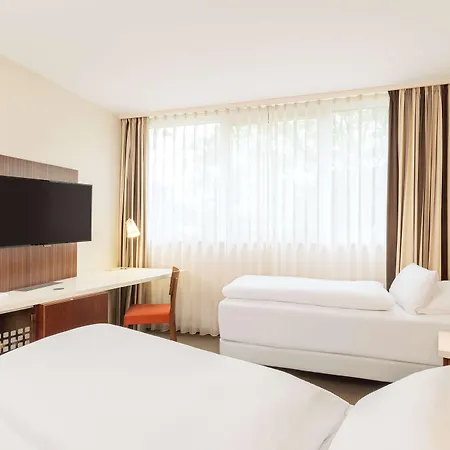 Szálloda Nh Frankfurt Niederrad 4*