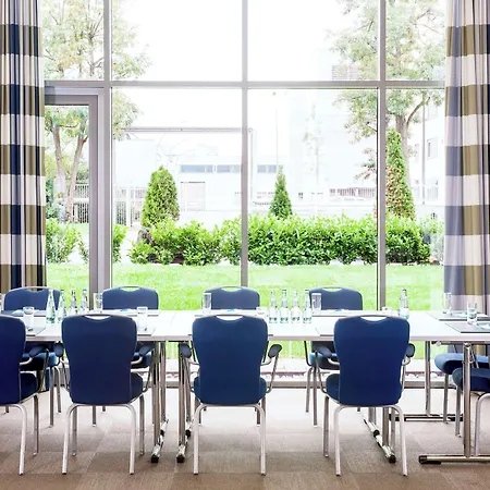 Hotel Nh Frankfurt Niederrad 4*