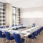 Nh Frankfurt Niederrad Hotel 4*