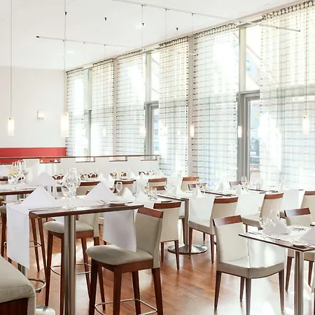 Hotel Nh Frankfurt Niederrad 4*