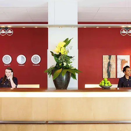 Nh Frankfurt Niederrad Hotel 4*