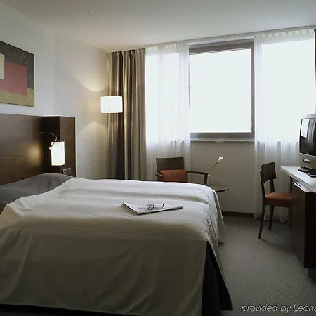 Nh Frankfurt Niederrad 4*