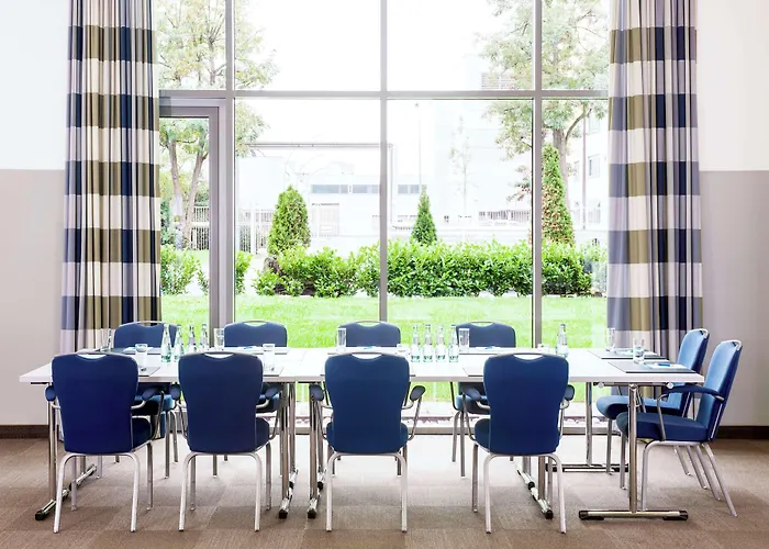 Hotel Nh Frankfurt Niederrad 4*