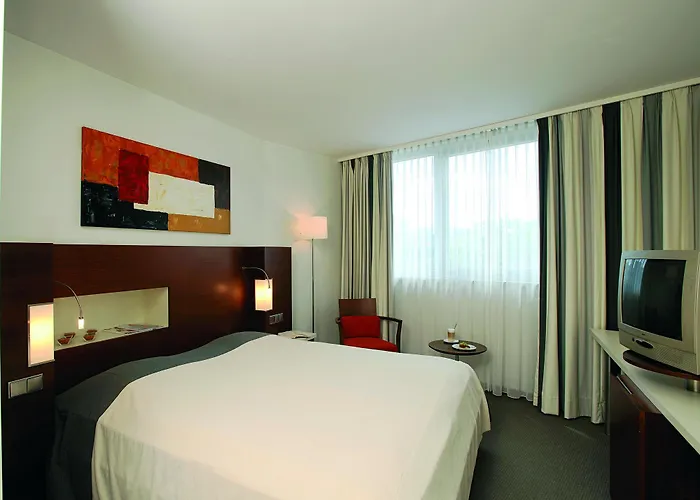 Nh Frankfurt Niederrad 4*