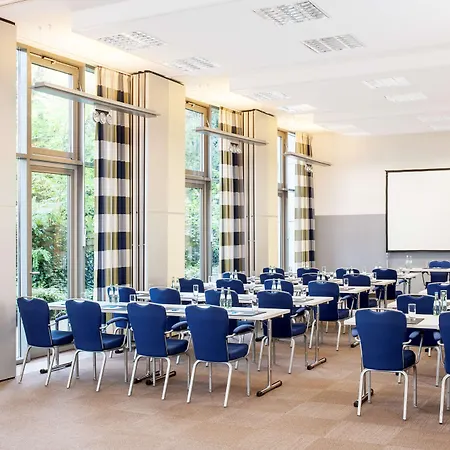 Nh Frankfurt Niederrad Hotel 4*